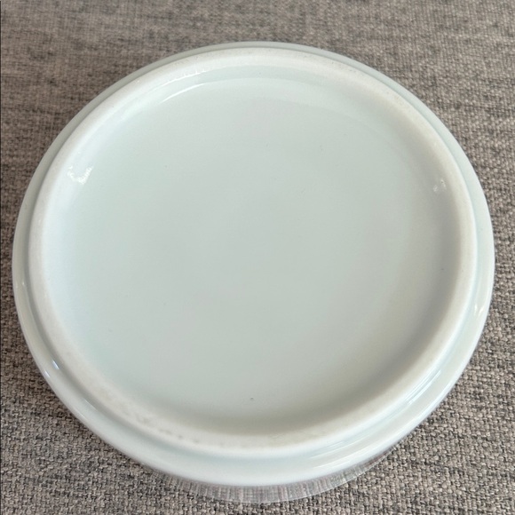 Delicate Rose Pink and White Floral and Stripes Ceramic Trinket Box - Picture 4 of 4